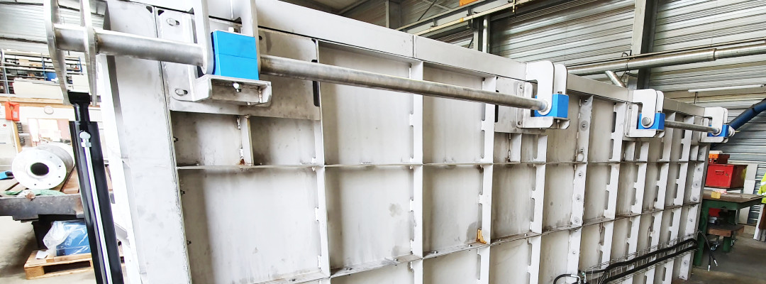 Verin-pour-trappe-tremie-ACTIL-4x-Hydro-Ouest